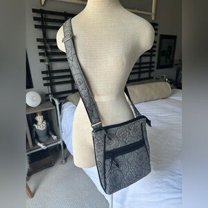 Thirty-One cross-body bag